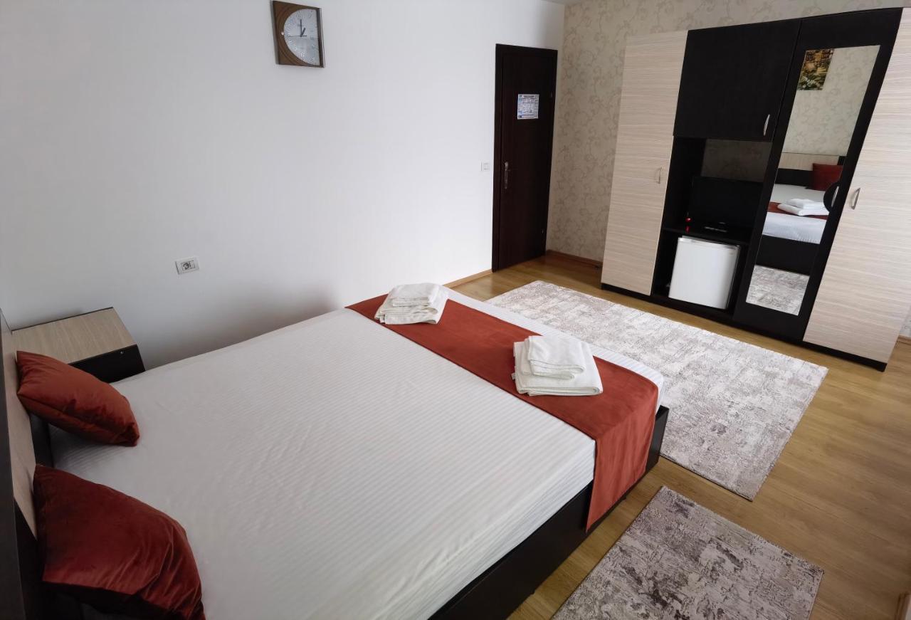 Pensiunea Royal Borşa Exterior foto