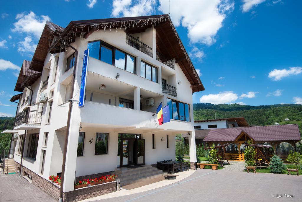 Pensiunea Royal Borşa Exterior foto